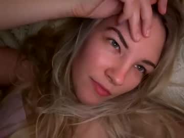 webcam girl mariah95 live cam image #2180810