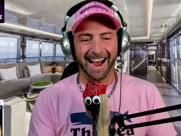 webcam man whaaaaaaaat live cam image #1972055