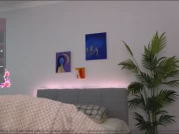 webcam girl small_blondee live cam image #6938946