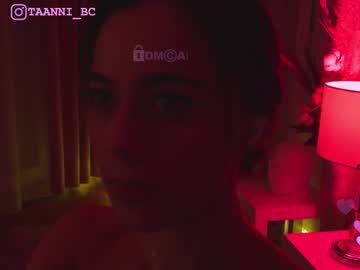 webcam girl taanni_bc live cam image #5704146