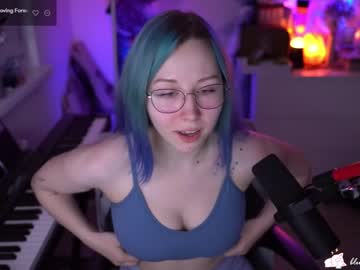 webcam girl blue_mooncat live cam image #5603175
