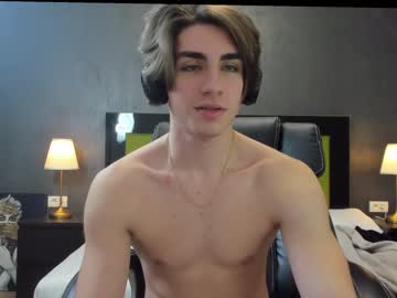 webcam man dylansalvatore live cam image #3622322