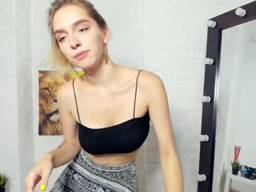 webcam girl baby_girl_malina live cam image #74119