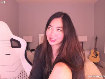 webcam girl clara_chan live cam image #148250