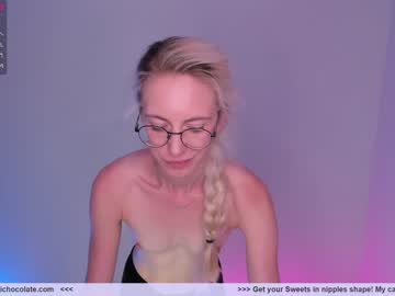 webcam girl girl_i_am live cam image #2715507