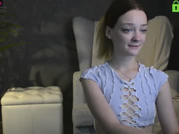 webcam girl boooooom_ live cam image #2380994