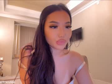 webcam girl elikacutee live cam image #2473620