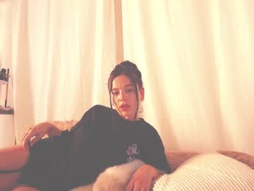 webcam girl kendalltyler live cam image #3661216