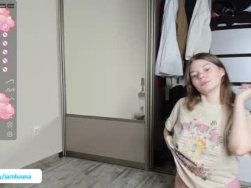 webcam girl mxxnsxsul live cam image #3223430