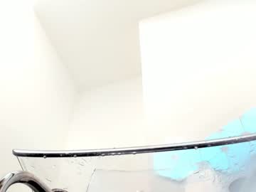 webcam girl hotfallingdevil live cam image #2332999
