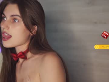 webcam girl hoolybunny live cam image #2329100