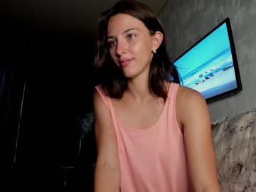 webcam girl water__lily live cam image #2506437