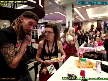 webcam couple honeyand_thebear live cam image #3498799