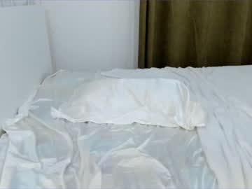 webcam girl lee_yoona live cam image #316795