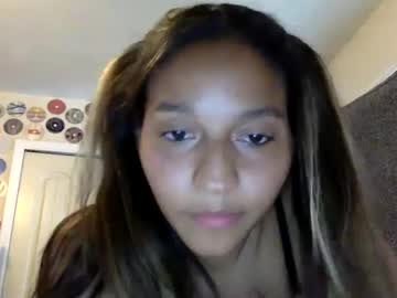 webcam girl ally_alysse live cam image #7031368