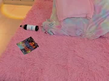 webcam girl little_effy18 live cam image #5652642