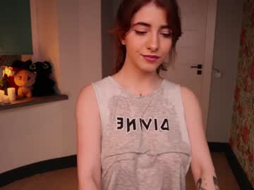 webcam girl yours_lola live cam image #1488006