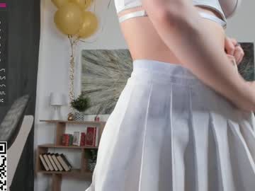 webcam girl a_whole_eternity live cam image #6255562