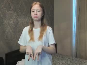 webcam girl keeleycoldwell live cam image #7011022