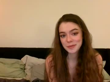 webcam girl rosegold18 live cam image #3564297