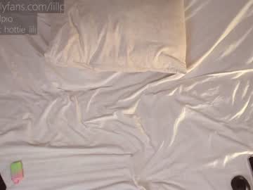 webcam girl lillpio live cam image #803383