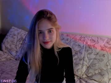 webcam girl melondama live cam image #3110345