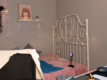 webcam girl linellali live cam image #2550290