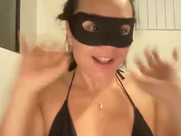 webcam girl astrid_white01 live cam image #7104911