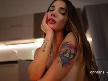 webcam girl therealbonnieclydex live cam image #4313337