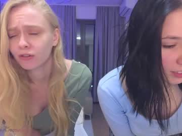 webcam girl kiraknowles_ live cam image #4078392