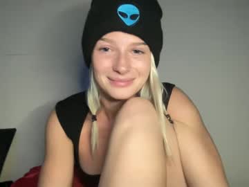 webcam girl thtqunt live cam image #5187980