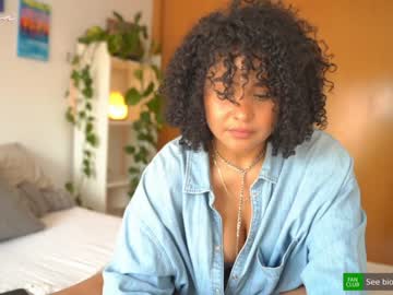 webcam girl arletnoa live cam image #6749988