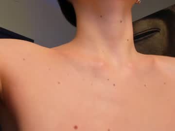 webcam girl helenblash live cam image #3920792