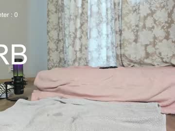 webcam girl honey_sunshine live cam image #3931431
