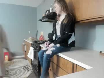 webcam girl lenity_life live cam image #6450328