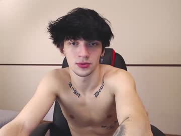 webcam man teddy_mode live cam image #816032