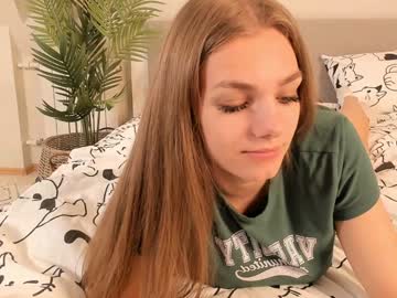 webcam girl odelindabracher live cam image #7047746