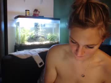 webcam girl glutenfreehulahoops live cam image #1590696