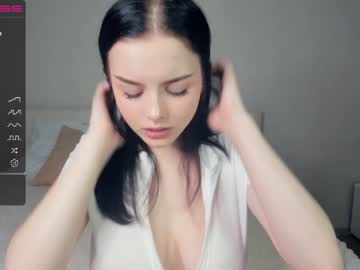 webcam girl cute_caprice live cam image #4842992