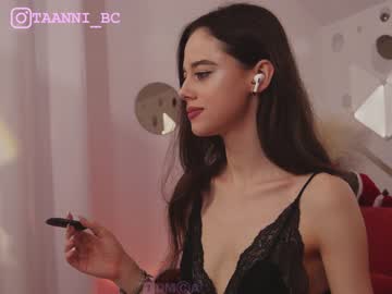 webcam girl taanni_bc live cam image #6125408