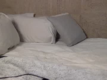 webcam girl lorenlixx live cam image #1176145