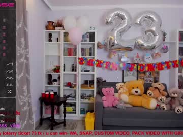 webcam girl misss_vikki live cam image #2400716