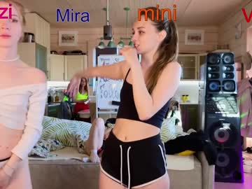webcam girl misss_viki live cam image #4343507
