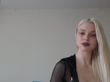 webcam girl qeensgambit live cam image #1723990