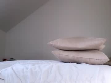 webcam girl miiiawallace live cam image #5356669