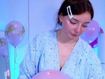 webcam girl floret_joy live cam image #5615286