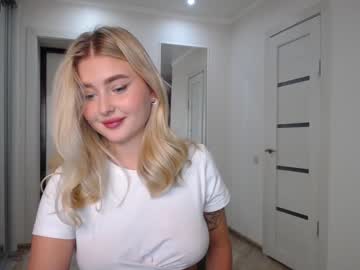 webcam girl cute18cute live cam image #5675705