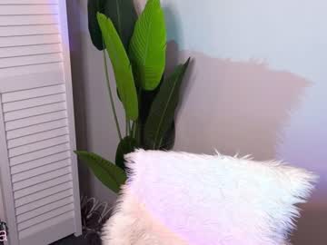 webcam girl y_u_m_i_k_a live cam image #4473559
