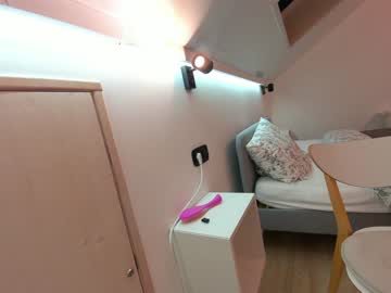 webcam girl ehotlovea live cam image #5675215