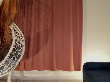 webcam girl emilybatee live cam image #4077100